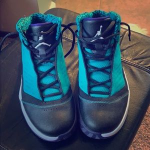 Kids Nike High Top Jordan’s - Teel/Purple/Black